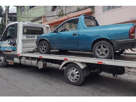 Remoção de Carro no Jardim Santo Eduardo